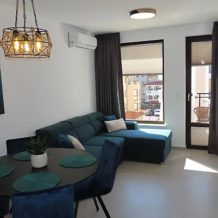 Апартаменти Polarstar Verona *